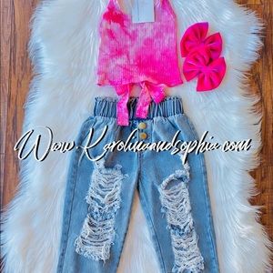 Distressed Mom Jeans❤️